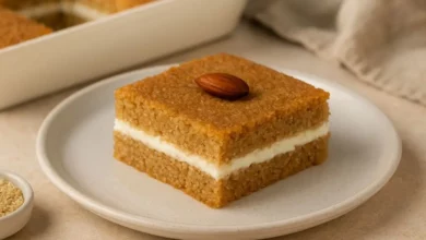 بسبوسة بدون بيض محشية بالقشطة